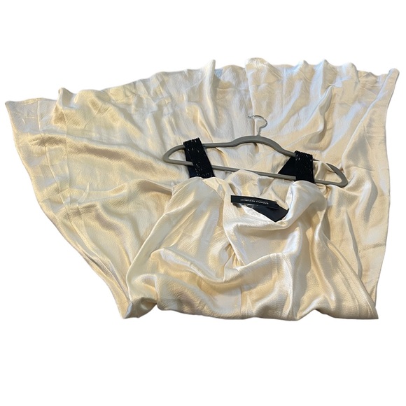 NWT Banana Republic Monogram Collection 100% silk maxi dress. Size 2. - Picture 3 of 13